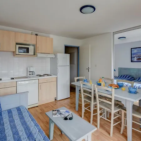 Vacanceole - Les Jardins De L'amiraute 2*