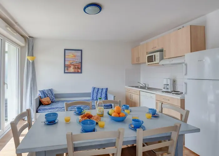 Apart-hotel Vacanceole - Les Jardins De L'amiraute 2*